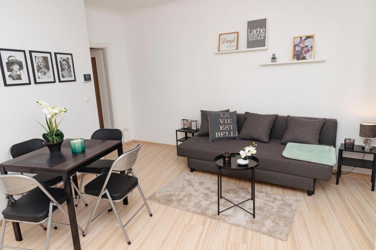 Beautiful 2-Bedroom Apartment Near Schoenbrunn Wenen Buitenkant foto