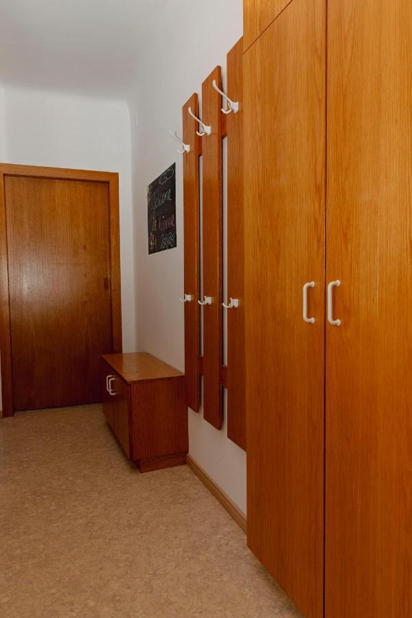 Beautiful 2-Bedroom Apartment Near Schoenbrunn Wenen Buitenkant foto