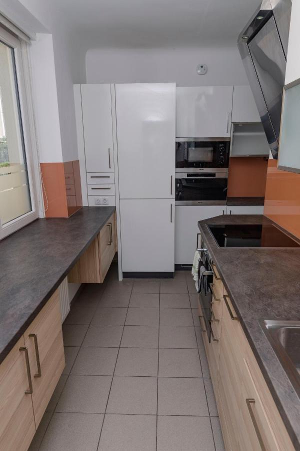 Beautiful 2-Bedroom Apartment Near Schoenbrunn Wenen Buitenkant foto