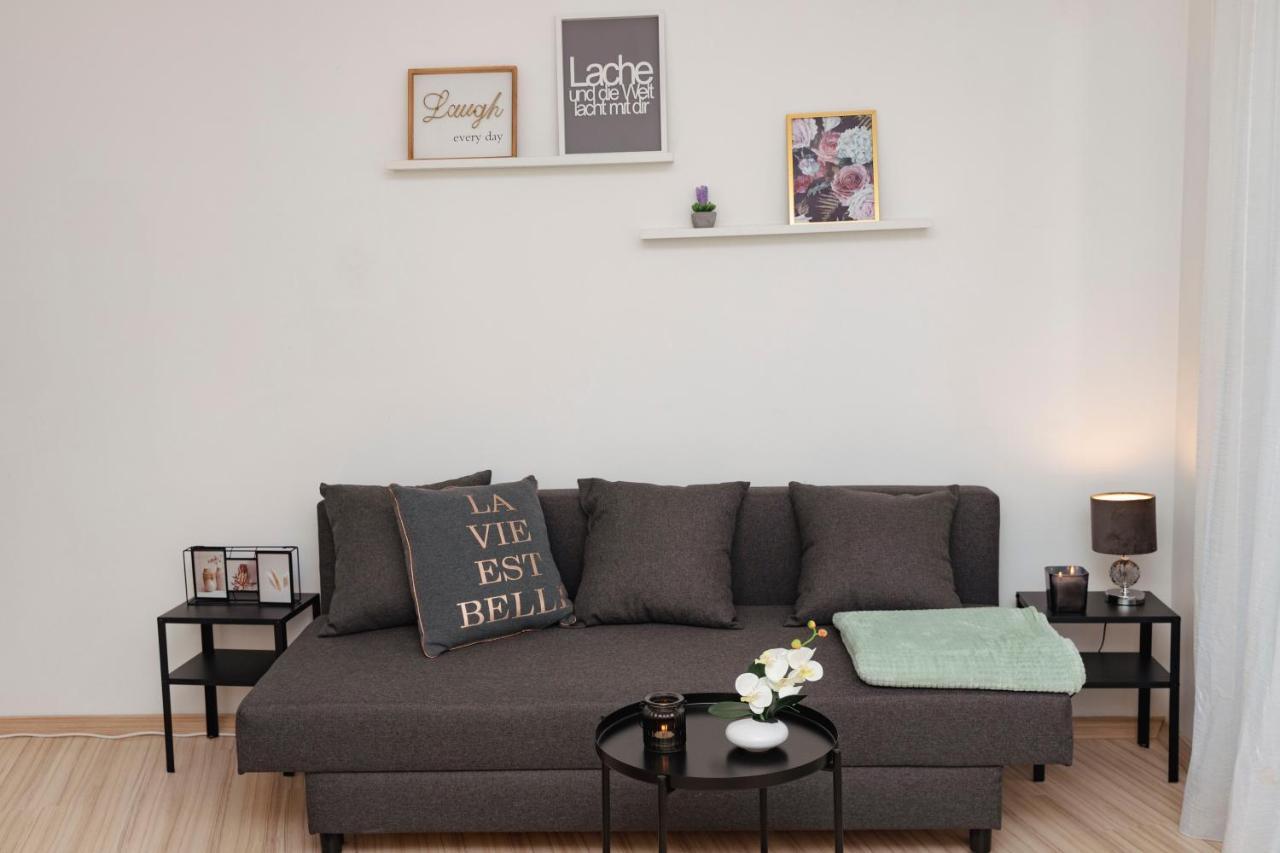 Beautiful 2-Bedroom Apartment Near Schoenbrunn Wenen Buitenkant foto